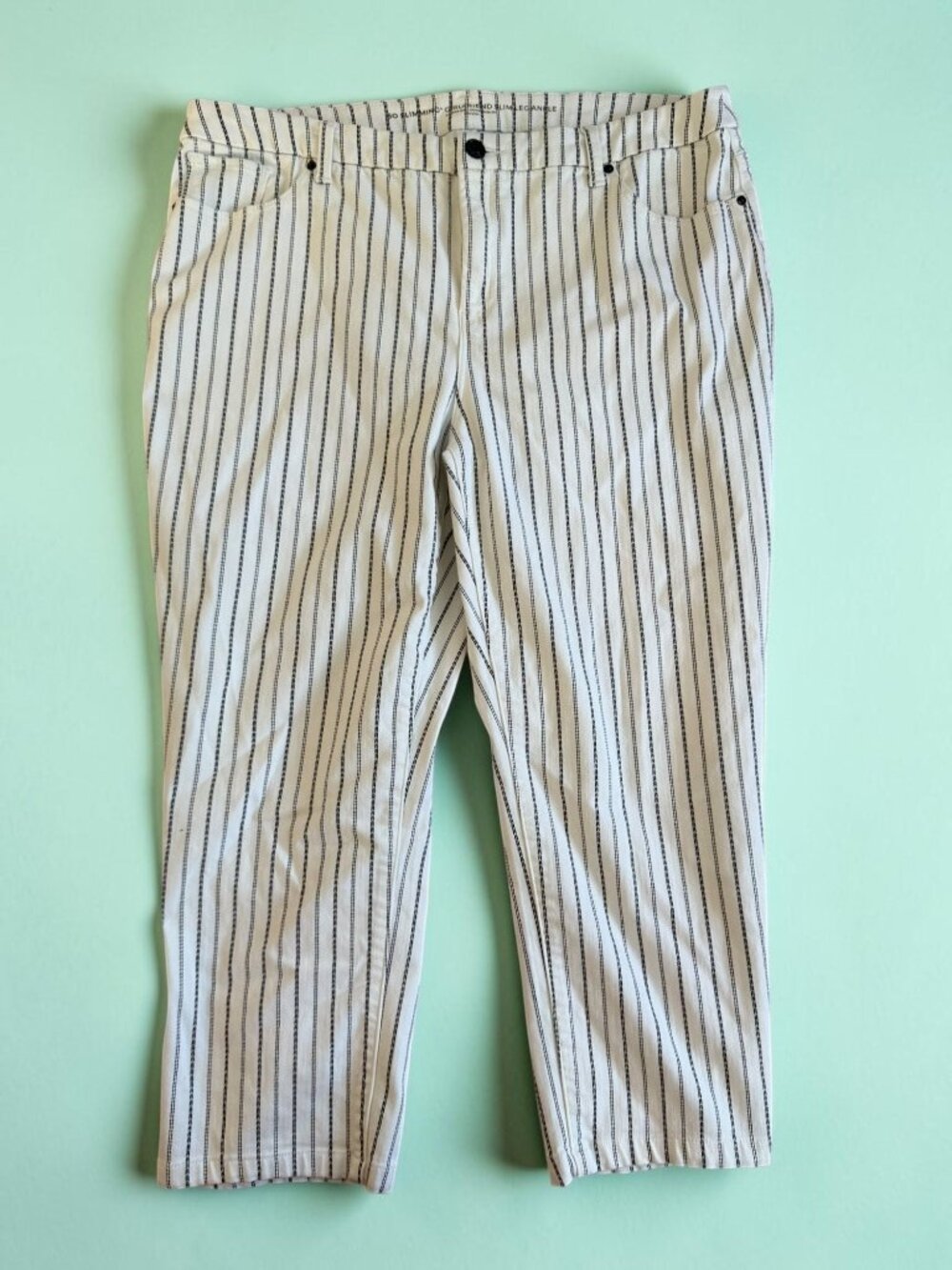 CHICOS White Black Pinstripe Girlfriend Slim Ankle Jeans Size 16